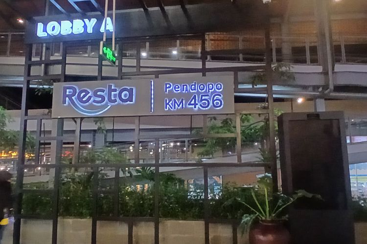 Rest Area, pemudik, Polisi Bisa Tutup Rest Area, Pemudik Diimbau Batasi Waktu Singgah