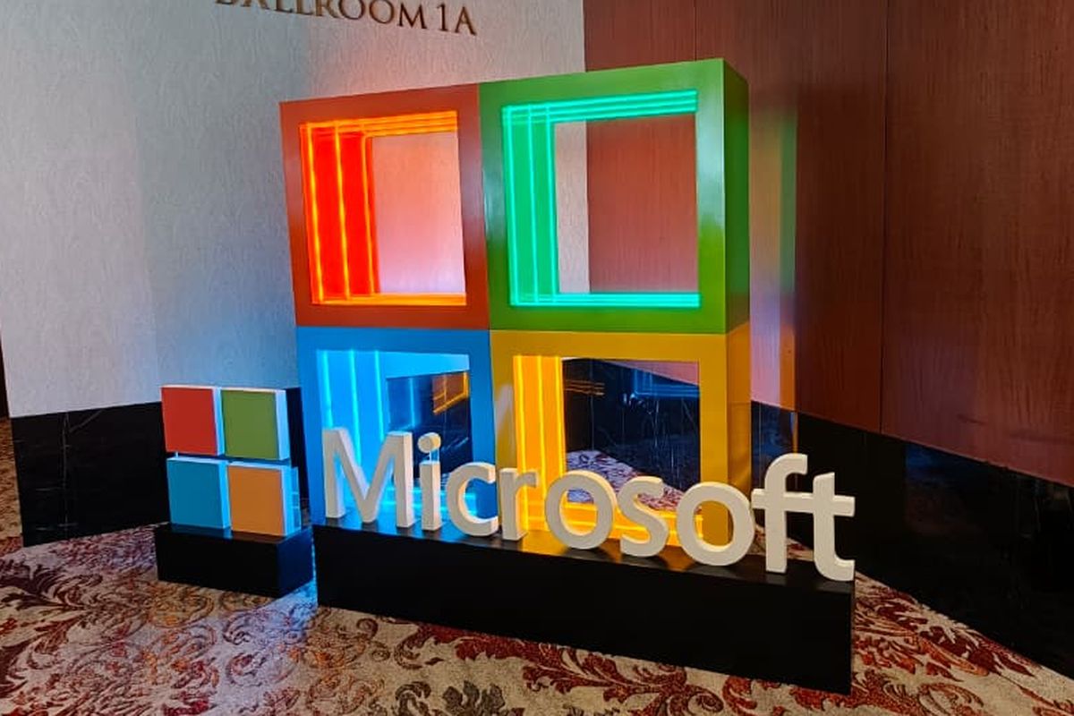 Microsoft, talenta AI, Microsoft Elevate, talenta digital, microsoft, program Microsoft Elevate, Microsoft Elevate Masuk Tahun Kedua, Fokus Cetak 500.000 Talenta AI Bersertifikat