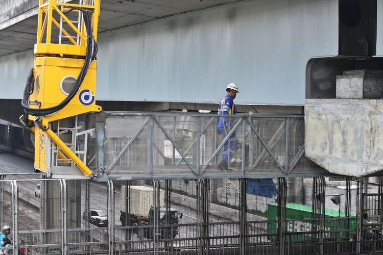 tol layang, Waspada Macet, Ada Perbaikan Tol Layang MBZ Sampai Minggu Besok