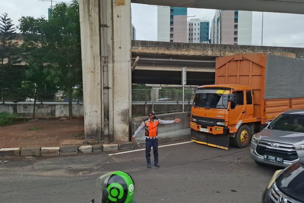 Dishub DKI Jakarta, Rawa Buaya, Exit Tol Rawa Buaya, Dishub Berlakukan Rekayasa Lalu Lintas di Exit Tol Rawa Buaya