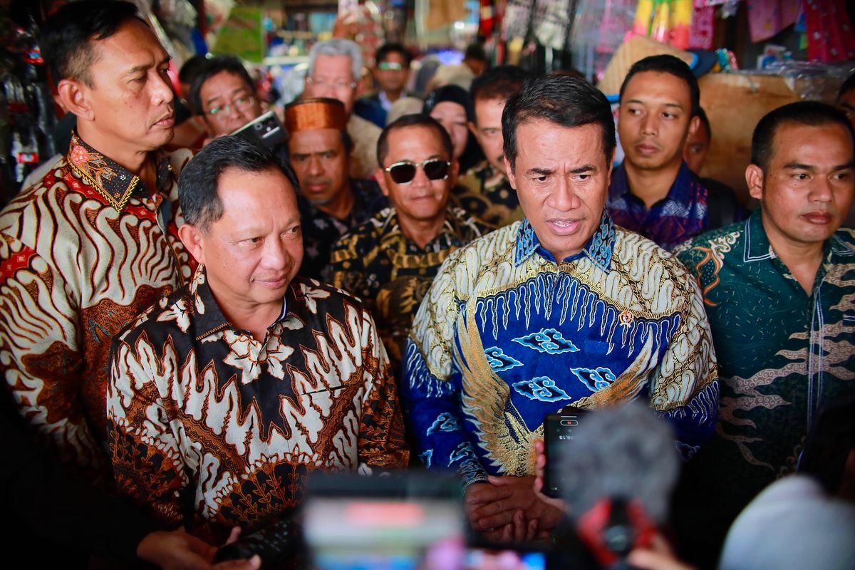 palembang, beras, Mentan, impor beras, Andi Amran Sulaiman, stok beras, Mentan Amran, Indonesia tak impor beras, Mentan Pastikan Indonesia Tak Impor Beras hingga Akhir 2025, Stok Nasional Capai 4 Juta Ton