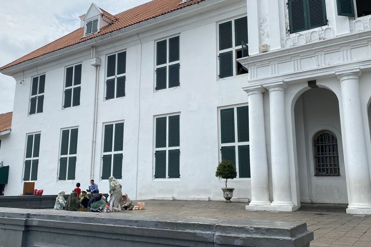 kota tua, Kota Tua Jakarta, Lapor Aman Kota Tua, Wisata ke Kota Tua Jakarta Kini Makin Aman, Bisa Langsung WhatsApp Petugas