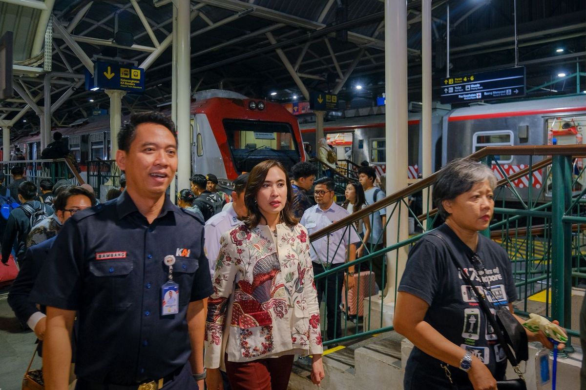 Candi Prambanan, Jelang Libur Sekolah, Menpar Tinjau Candi Prambanan dan Stasiun Tugu Yogyakarta