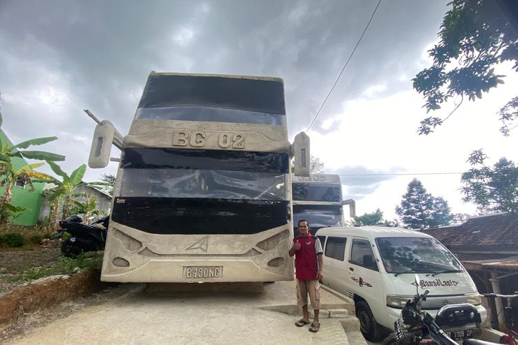 Agra Mas, PO Agra Mas Datangi Langsung Rumah Berbentuk Bus di Wonogiri