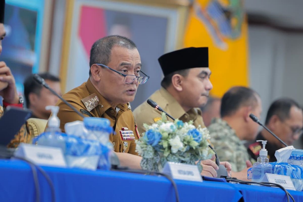 Bupati Cilacap, Syamsul Auliya Rachman, Bupati Pekalongan, Fadia Arafiq, Bupati Pati, Sudewo, Ahmad Luthfi, 3 Bupati Jateng Kena OTT KPK, Ahmad Luthfi Langsung Ingatkan Hal Ini