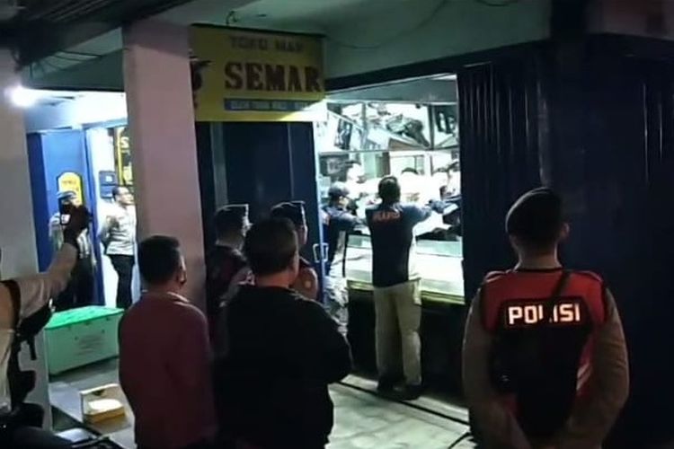 tambang emas ilegal, Nganjuk, Toko Emas, 5 Fakta Emas di Nganjuk, Sosok Dermawan Bos Toko Semar hingga Dugaan Kasus TPPU Tambang Ilegal