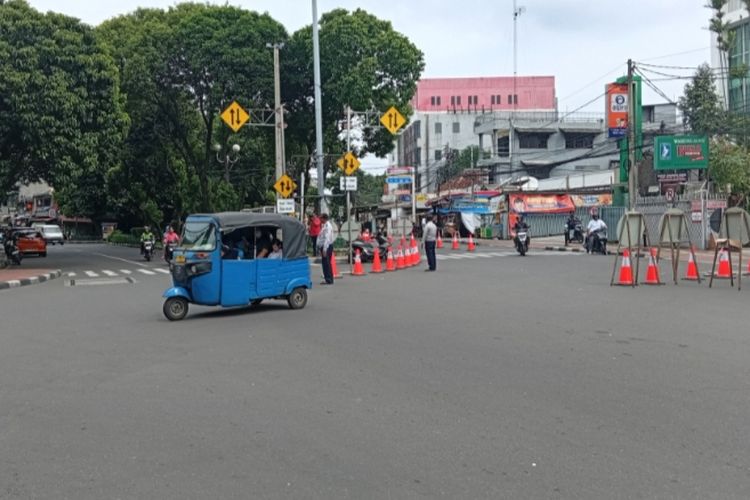 Rekayasa lalu lintas, Jalan Salemba Tengah, Dishub DKI Jakarta, One Way di Salemba Tengah Masih Berlaku, Ini Jalur Alternatifnya, 1. Jalan Paseban Raya, 2. Jalan Kramat Raya, 3. Jalan Matraman Raya, 4. Jalan Raden Saleh