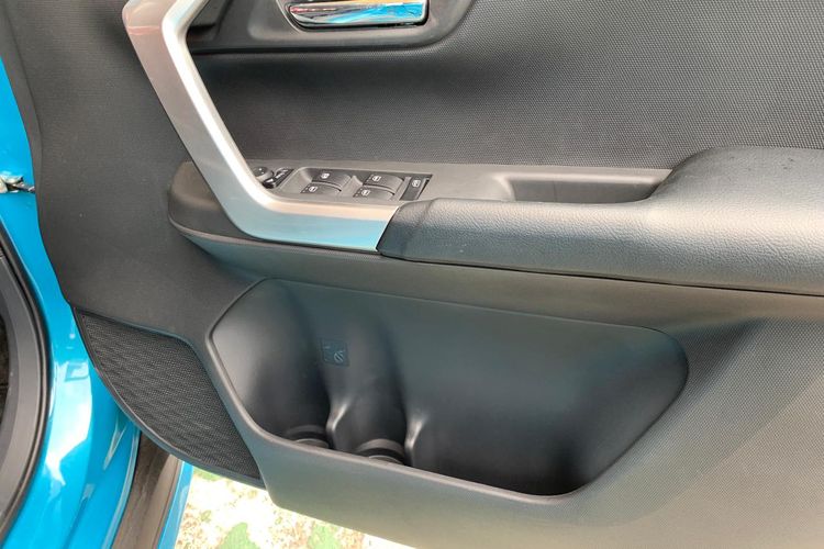 door trim, interior mobil, Begini Cara Merawat Door Trim Kulit Agar Tidak Cepat Rusak