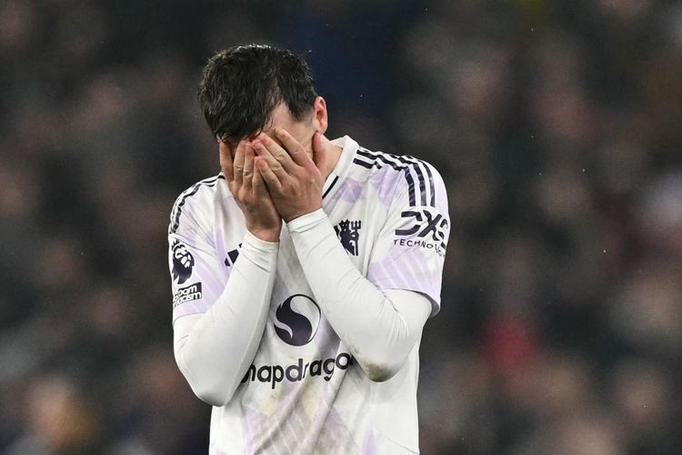 Aston Villa, Liga Inggris, Manchester United, Premier League, Arsenal, Hasil dan Klasemen Liga Inggris: MU Keok, Aston Villa Saingi City- Arsenal