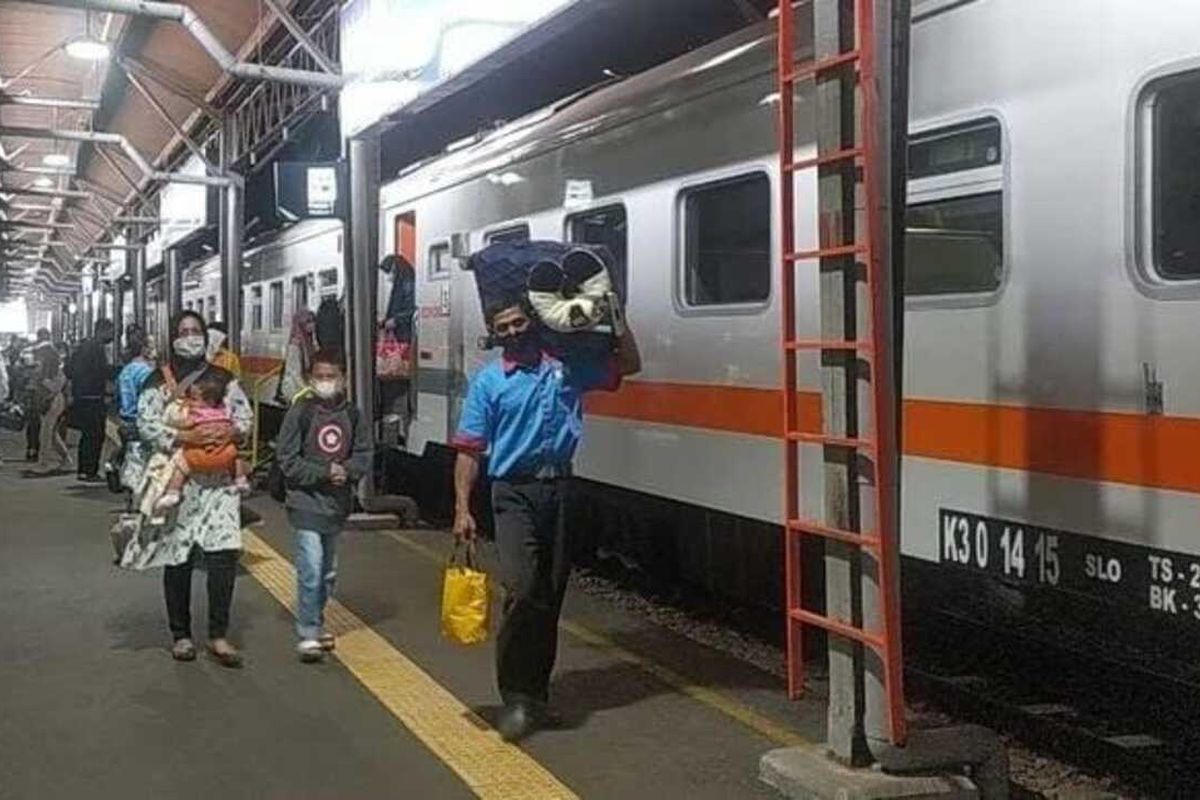 Lebaran 2026, Pemerintah Bagi Diskon Transportasi hingga Pangan saat Lebaran 2026, Capai Rp13 Triliun