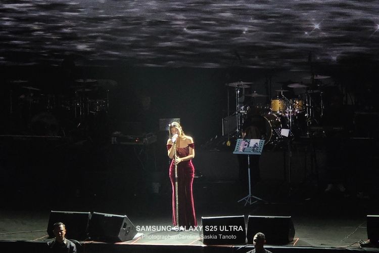 Samsung, HP Konser, Samsung S25 Ultra, konser Raisa, Uji Kamera 200 MP Samsung Galaxy S25 Ultra di Konser Raisa, Ini Hasil Jepretannya dari Kursi Paling Jauh