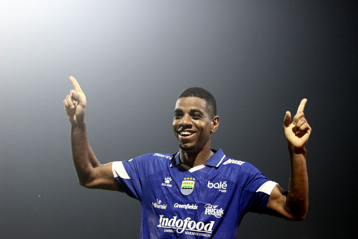 Persib, Madura United, Uilliam Barros, Super League 2025-2026, Igor Tolic, Persib Vs Madura United, Alasan Uilliam Barros Masuk Sorotan