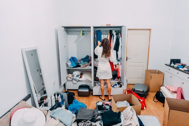 lost contact, cara cepat move on, tips cepat move on, tips cepat move on dari mantan tersayang, tips agar cepat move on dari mantan, tips untuk cepat move on, tips biar cepat move on dari mantan, tips cara cepat move on, cara cepat move on dari mantan, cara cepat move on setelah putus, 7 Cara Lost Contact dengan Mantan agar Cepat Move On, 1. Tulis surat untuk diri sendiri, 2. Beri ruang untuk berduka, 3. Buat daftar semua hal buruk dari mantan, 4. Buat daftar perawatan diri, 5. Mulai hobi baru, 6. Ciptakan rutinitas, 7. Ubah sekelilingmu