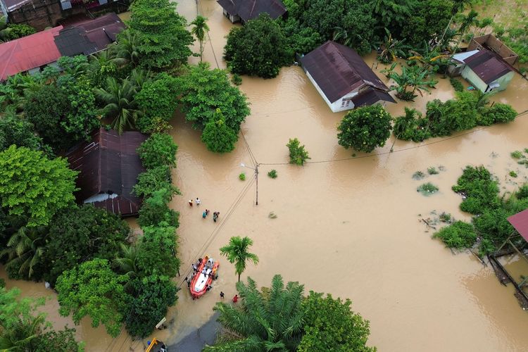 daerah rawan bencana, kelelahan emosional, kondisi psikologis, Hidup di Daerah Langganan Bencana, Warga Kerap Dihantui Rasa Cemas, Hidup dalam kewaspadaan berlebih, Kelelahan emosional bisa muncul, Perasaan tidak berdaya juga bisa muncul, Bencana bisa dianggap sebagai hal biasa, Memahami reaksi mental adalah langkah awal