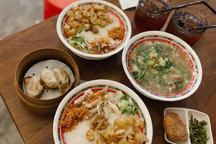 Bibi Kelinci Kopitiam Kemang, Bibi Kelinci di Kemang: Kopitiam 24 Jam dengan Menu Peranakan yang Viral