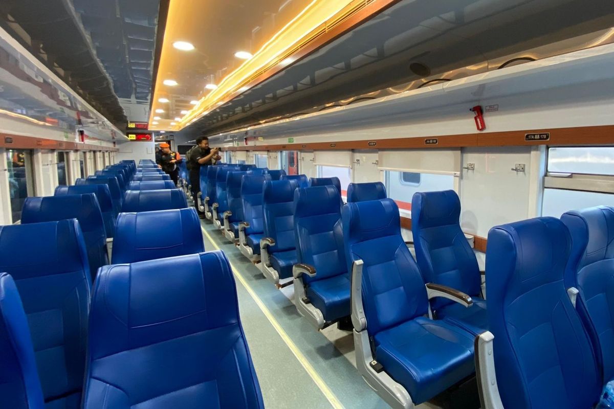Kereta Api Indonesia, Kereta Api Pasundan, KA Pasundan, kereta api pasundan, kereta new generation, KA Pasundan Upgrade Fasilitas, Bye-bye Duduk Hadap-hadapan