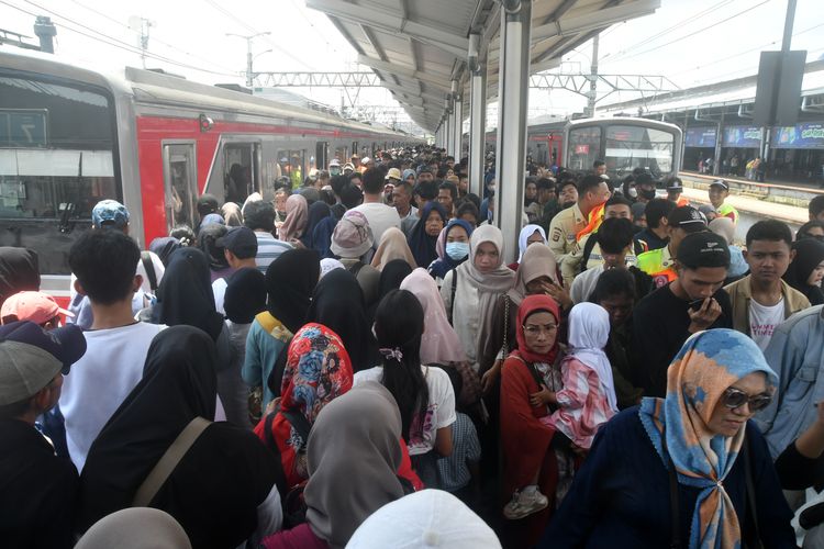 Jadwal krl manggarai bogor, Jadwal krl manggarai bogor hari ini, jadwal krl manggarai bogor berapa jam, jadwal krl manggarai bogor 2025 terbaru, jadwal krl manggarai bogor terbaru, jadwal krl manggarai bogor 2025, Jadwal KRL Manggarai-Bogor Hari Ini, Terakhir 23.58 WIB