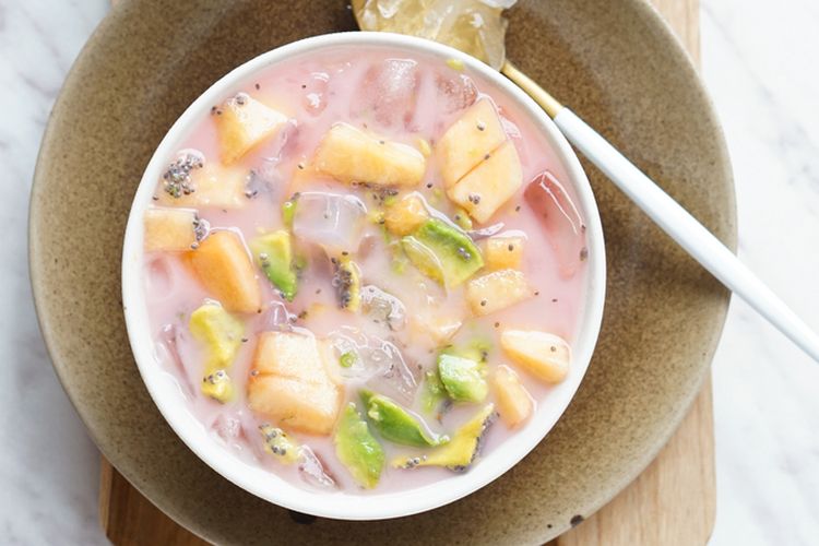 sop buah, resep sop buah, Sop Buah, Cara membuat sop buah, resep sop buah sederhana, Cara Membuat Sop Buah Pelepas Dahaga, Pakai Blewah Serut dan Tomat Segar