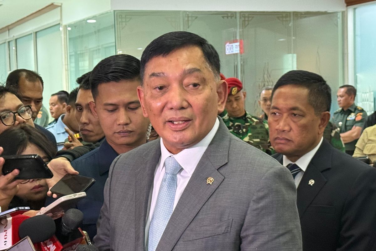 selebgram, junta militer Myanmar, Menhan, junta militer myanmar, selebgram AP, selebgram ditahan di myanmar, Menhan Tegaskan Tak Ada Operasi Militer, Bagaimana Upaya Pembebasan Selebgram AP di Myanmar?, Kasus yang Menarik Perhatian Nasional, Dakwaan Berat dan Hukuman 7 Tahun Penjara, Langkah Diplomasi RI, Tidak Bisa Pakai Operasi Militer