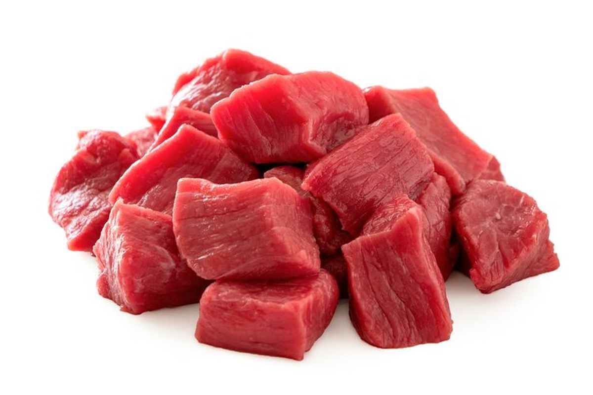 daging kurban, Cara Menyimpan Daging Kurban agar Tahan Lama, Bisa Awet hingga 2 Bulan, Pahami proses mencuci daging, Jangan biarkan daging berada di suhu ruang terlalu lama, Siapkan wadah yang rapat atau kantung vakum, Masak daging segera setelah dikeluarkan dari kulkas