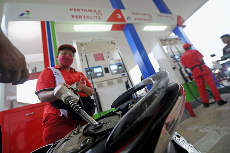 mazda, Aprilia, Mobil Hybrid, RSV4, LSUV, Populer Otomotif, Daihatsu Rocky, artikel terpopuler, etanol, Suzuki S-Presso, suzuki fronx, pabrik baru, Kelebihan dan kekurangan, X-GP, BBM Etanol Buat Motor, Cicilan Mobil Hybrid LSUV