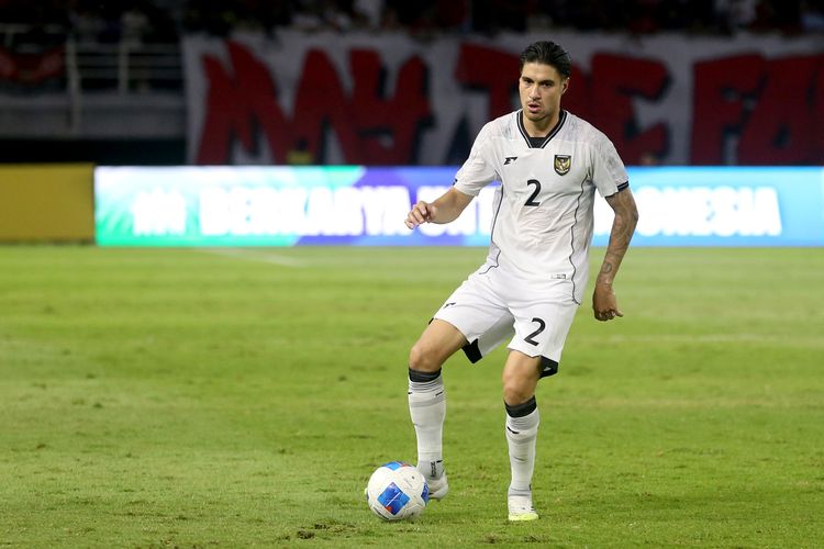 Bundesliga, Borussia Moechengladbach, Liga Jerman, Freiburg, Kevin Diks, Borussia Moenchengladbach vs Freiburg, Rapor Kevin Diks Usai Gladbach Vs Freiburg 0-0, Solid di Pertahanan
