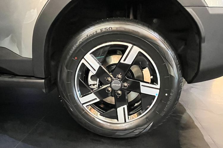 Jetour, Jetour Sales Indonesia, Jetour T1, Jetour T1 Punya Dua Pilihan Mesin, Ini Perbedaan Tipe ICE dan PHEV