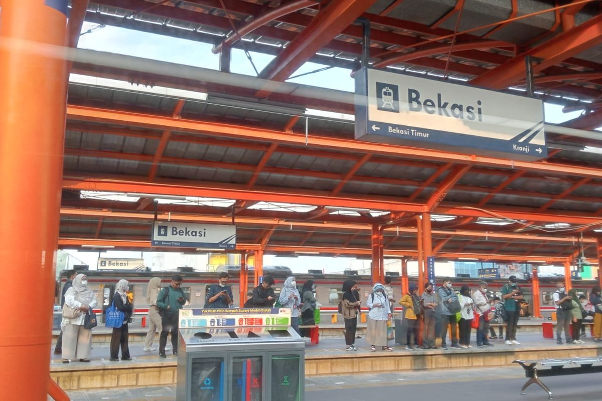 jadwal krl bekasi kampung bandan, jadwal krl bekasi kampung bandan via manggarai, jadwal krl bekasi kampung bandan hari ini, jadwal kereta bekasi kampung bandan, jadwal kereta bekasi kampung bandan via manggarai, jadwal kereta bekasi ke kampung bandan, Jadwal KRL Bekasi-Kampung Bandan Hari Ini, sampai 22.13 WIB