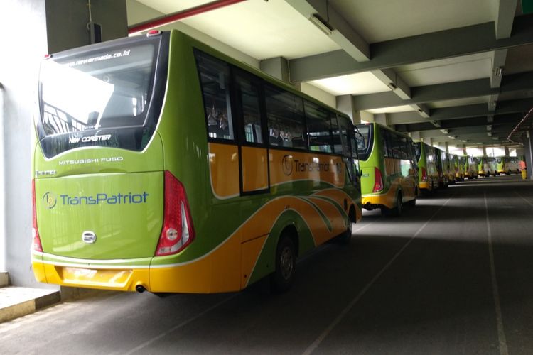 transportasi publik, kendaraan pribadi, Transportasi Publik Indonesia: Masih Jalan di Tempat?