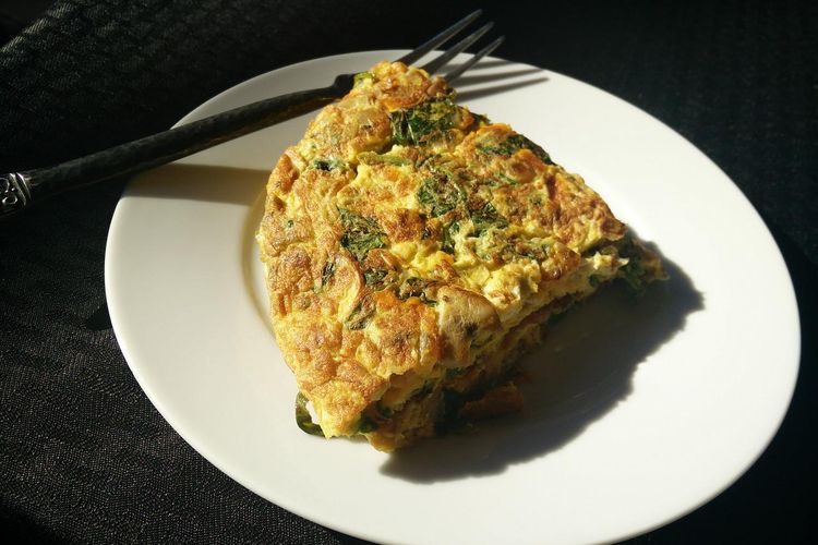 telur dadar, cara bikin telur dadar, telur dadar enak, Tips Bikin Telur Dadar Sempurna ala Pedagang Nasi Goreng