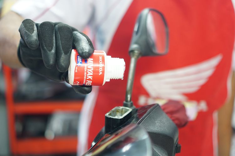 minyak rem, keselamatan berkendara, Minyak Rem dan Rem ABS Motor: Hindari Roda Terkunci