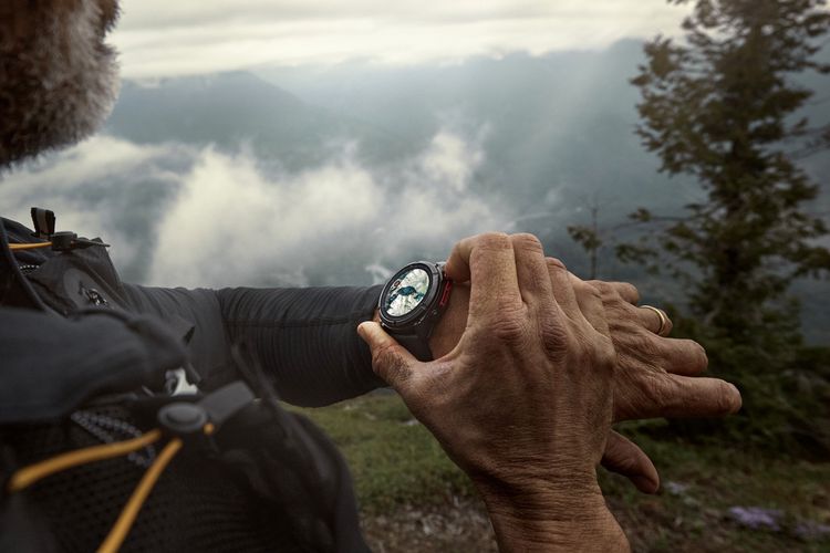 WhatsApp, smartwatch, Garmin, Pengguna Garmin Kini Bisa Telepon dan Chat WA Langsung dari Jam