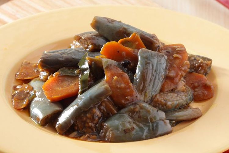 7 Ide Olahan Terong untuk Lauk Rumahan yang Praktis, 1. Terong balado, 2. Lodeh terong, 3. Terong kuah santan, 4. Terong sambal bakar terasi, 5. Tumis terong kecap, 6. Terong crispy mekar, 7. Terong panggang