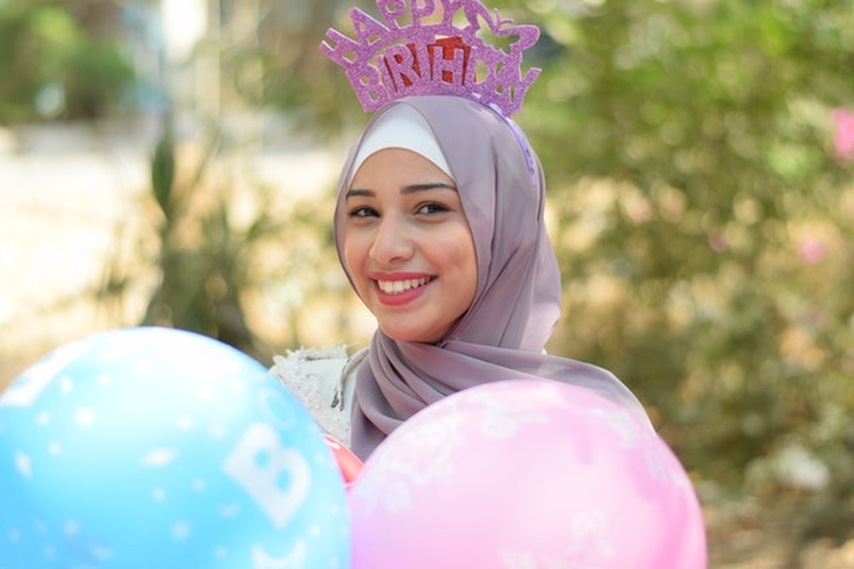 ucapan selamat ulang tahun, Ucapan Selamat Ulang Tahun Islami, Ucapan Selamat Ulang Tahun Islami untuk Anak, 60 Ucapan Selamat Ulang Tahun Islami Penuh Doa, Berkah, dan Harapan, Ucapan Selamat Ulang Tahun Islami yang Penuh Doa, Ucapan Selamat Ulang Tahun Islami untuk Keluarga, Ucapan Selamat Ulang Tahun Islami untuk Anak, Ucapan Selamat Ulang Tahun Islami untuk Sahabat, Ucapan Selamat Ulang Tahun Islami untuk Pasangan, Ucapan Selamat Ulang Tahun Islami Singkat dan Bermakna, Ucapan Selamat Ulang Tahun Islami dalam Bahasa Arab dan Artinya, Ucapan Selamat Ulang Tahun Islami yang Sederhana dan Tidak Berlebihan, Doa Ulang Tahun dalam Islam yang Bisa Diamalkan, FAQ Seputar Ucapan Selamat Ulang Tahun Islami