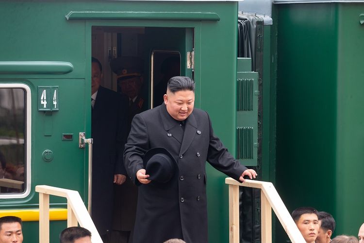 Kim Jong Un, kereta Kim Jong Un, Kereta antipeluru Kim Jong Un, Kereta Kim Jong Un, Kantor Berjalan yang Mewah dan Super Aman