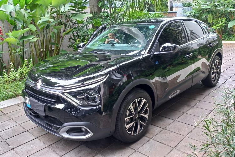 kendaraan listrik China, Citroen, E-C4, banjir Jakarta, Kendaraan Listrik China, Penjualan Mobil, Merek Terlaris, Perbaikan Jalan Tol Cipularang, Banjir Jakarta, penjualan mobil, Populer Otomotif, banjir jakarta, artikel terpopuler, e-C4, kendaraan listrik china, merek terlaris, 15 Merek China yang Bertahan dan E-C4 Citroen