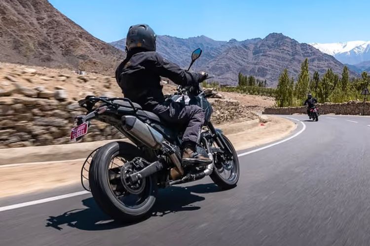 Royal Enfield, Himalayan 750, Motor petualang, motor petualang, Motor Petualang, Spesifikasi mesin, Royal Enfield Himalayan 750: Motor Petualang Terbaru
