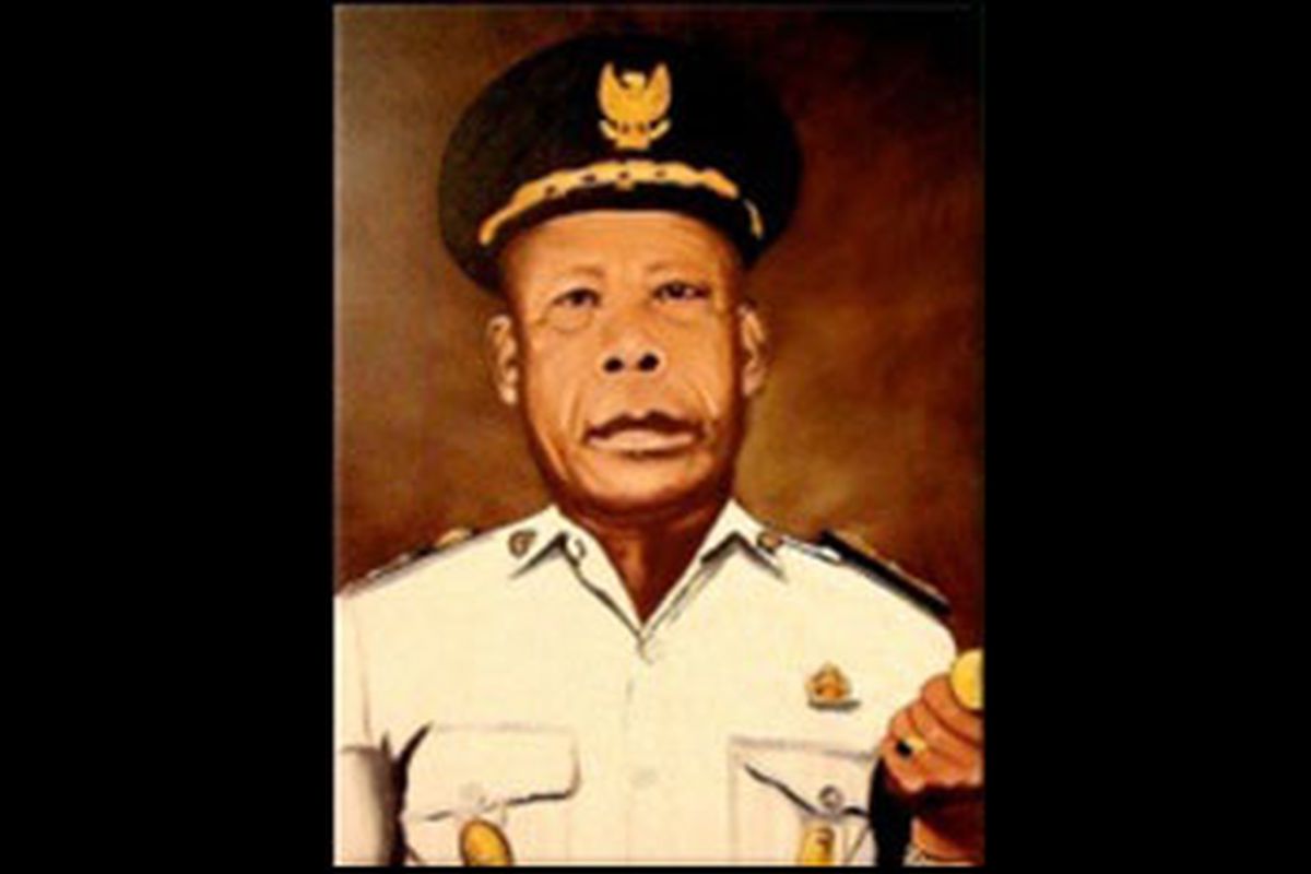 Hari Pahlawan, Frans Kaisiepo, frans kaisiepo, Frans Kaisiepo adalah, hari pahlawan, Pahlawan Nasional Papua, pahlawan nasional papua adalah, sejarah Papua, pahlawan dari timur indonesia, tokoh pahlawan dari indonesia timur, pahlawan dari papua, pahlawan dari papua adalah, Hari Pahlawan: Kisah Frans Kaisiepo, Pejuang yang Perjuangkan Irian Barat untuk Indonesia, Mengenal Nasionalisme dari Soegoro Atmoprasojo, Lahirnya Nama “Irian” dan Semangat Melawan Penjajahan, Perjuangan Mengibarkan Merah Putih di Tanah Irian, TRIKORA dan Kemenangan Rakyat Irian Barat, Gubernur Papua dan Pejuang Pepera