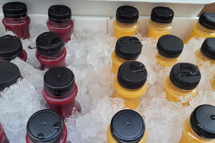 takjil, Minuman, makanan, ide jualan takjil, 14 Ide Jualan Takjil Hits, Siap-siap Diserbu Pembeli Sampai War, 1. Es Lumut Creamy Aneka Rasa, 2. Buko Pandan Sagu Mutiara, 3. Es Kul Kul dengan Buah Premium, 4. Salad Buah Mini Cup, 5. Puding Sedot , 6. Dessert Box Rasa Lokal, 7. Fruit Sando, 8. Dimsum Mentai, 9. Es Pisang Ijo, 10. Aneka Menu Kukusan, 11. Es Teler Creamy, 12. Salad Jelly Ball Fruity