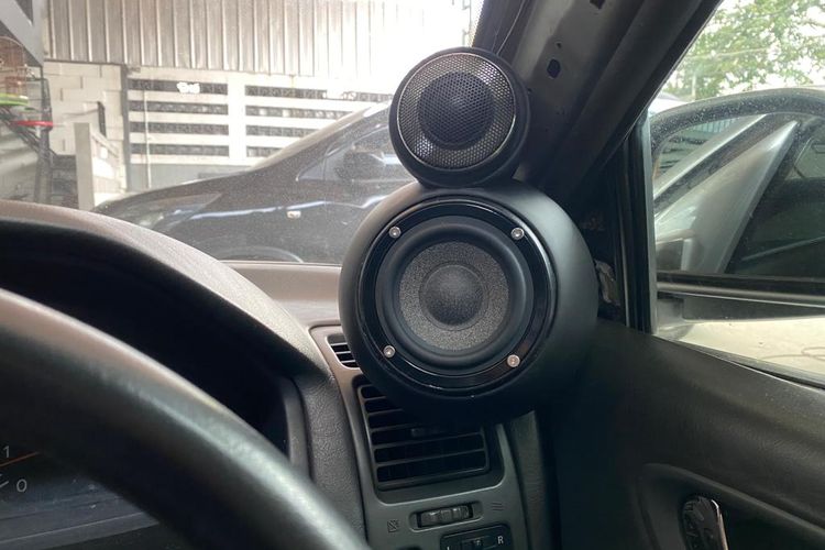 kualitas suara mobil, speaker audio mobil, tuning audio, Digital Signal Processor, Speaker OEM dan Tuning: Rahasia Suara Mobil Berkualitas
