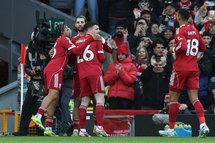 Liverpool, Tottenham, Szoboszlai, Liga Inggris, Jamie Carragher, Carragher, Carragher Sebut Hasil Imbang Liverpool Vs Tottenham sebagai Bencana
