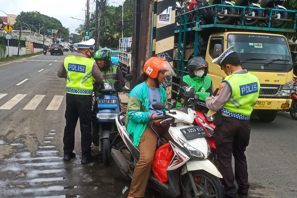 ETLE, tilang manual, Operasi Patuh, Operasi Patuh 2026, pelanggaran lalu lintas, Operasi Patuh 2026 Siap Digelar Pekan Depan, Polisi Bisa Tilang Manual