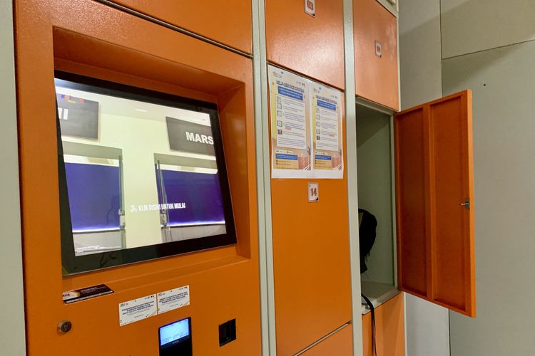 Tarif mandi di Stasiun Gambir, shower and locker gambir, tarif shower locker stasiun gambir, cara titip koper di stasiun gambir, cara mandi di stasiun gambir, Bisa Titip Koper dan Mandi di Stasiun Gambir, Simak Tarifnya