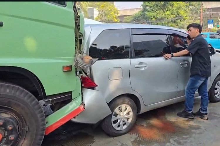 mobil bekas, beli mobil bekas, mobil bekas tabrakan, beli mobil bekas tabrakan, Apakah Mobil Bekas Tabrakan Masih Layak Dibeli?