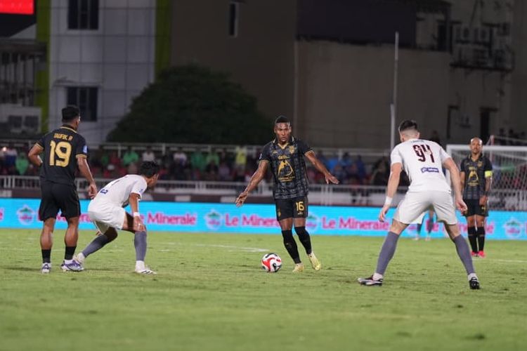 Malut United, Yakob Sayuri, David Da Silva, Tyronne del Pino, Hasil Malut United vs PSM 3-3: Dramatis, Gol Menit Akhir DDS Dianulir