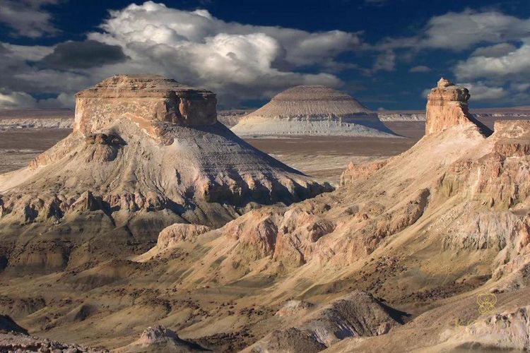 Kazakhstan, 5 Destinasi Wisata Alam Kazakhstan Wajib Dikunjungi, WNI Bebas Visa, 2. Cagar Alam Korgalzhyn, 3. Taman Nasional Altyn-Emel, 4. Taman Nasional Sairam-Ugam, 5. Wilayah Mangistau