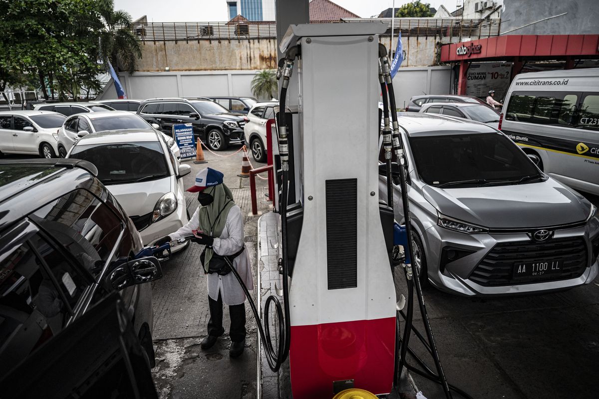 Toyota Avanza, Mitsubishi Xpander, full tank, Harga Pertamax Naik, Hitung Biaya Isi Full Tank Avanza dan Xpander