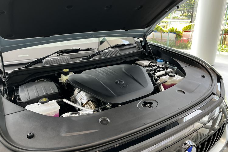 Denza B8, Spesifikasi Denza B8: SUV Hybrid Canggih