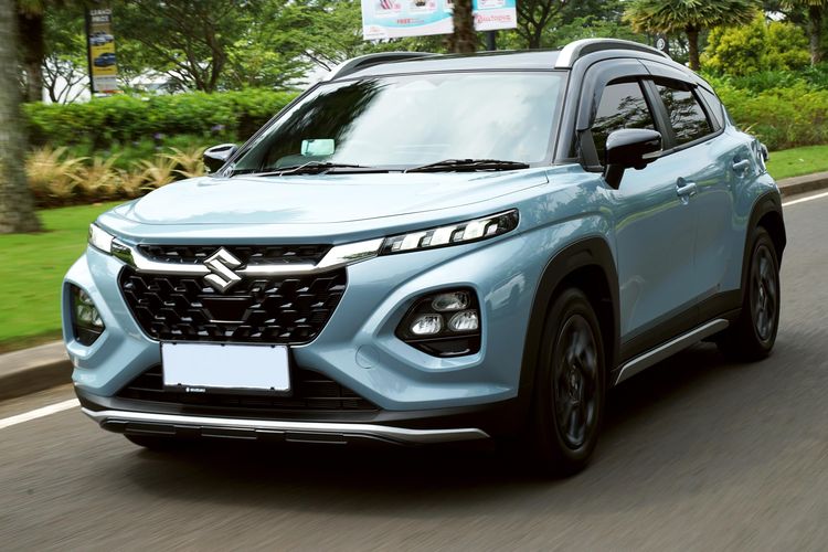 SUV ringkas hybrid, kredit mobil, GIIAS, Simulasi kredit, GIIAS 2025, SUV Ringkas hybrid, Simulasi Cicilan: Rocky Hybrid, Suzuki Fronx, Tiggo CSH, & MG VS HEV