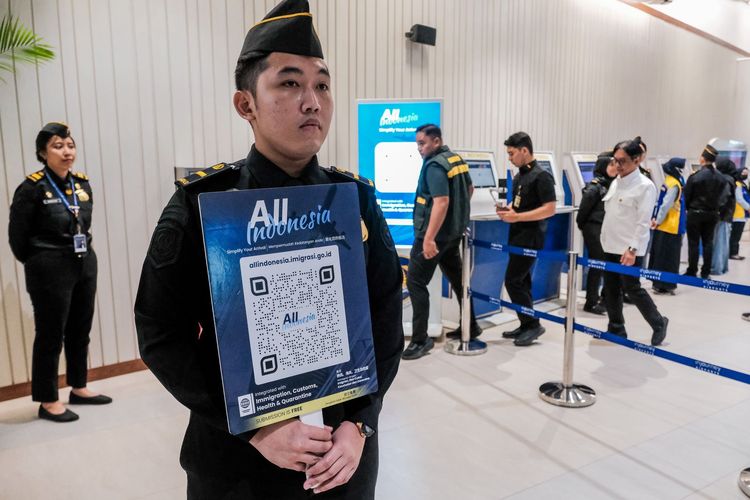 Kemenpar, bandara soekarno hatta, Wamenpar Ni Luh Puspa, Aplikasi All Indonesia, Permudah Turis Asing Datang, Aplikasi All Indonesia Resmi Diluncurkan